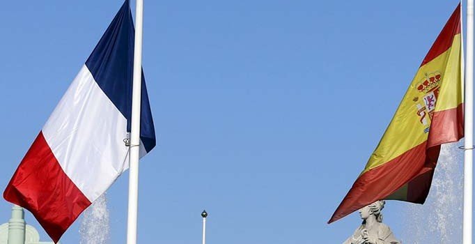 Fransa, Roma'daki büyükelçisini geri çekti