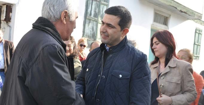 CHP Kuşadası Belediye başkan adayı Ömer Günel kulüpleri ziyaret etti