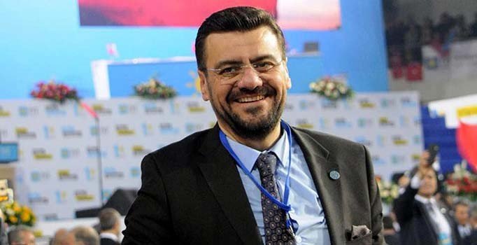İYİ Parti Manisa Milletvekili Tamer Akkal partisinden istifa etti