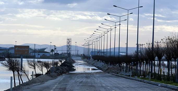 Hatay Havalimanı yolu 2 hafta sonra trafiğe açıldı