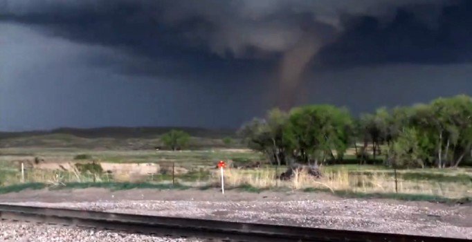 ABD’yi yine kasırga vurdu: 19 kişi can verdi