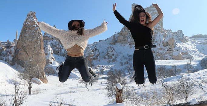 Türkiye'ye 2 ayda 3,2 milyon yabancı turist geldi