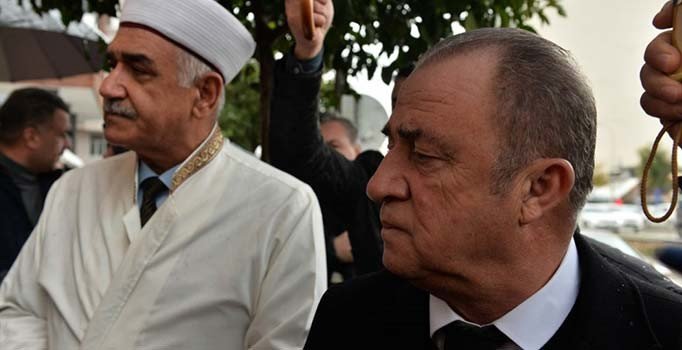 Fatih Terim'in babası son yolculuğuna uğurlanıyor
