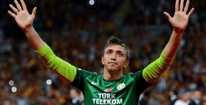 Galatasaray'da Muslera ile yollar ayrılıyor