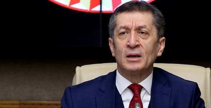 Milli Eğitim Bakanı Selçuk'tan velilere 'not' uyarısı