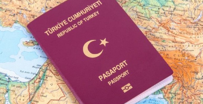 Türkiye'yle imzalanan mülteci anlaşmasının iptal edilme ihtimali görüşülüyor