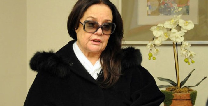 Muhterem Nur parasını alamayınca icra takibi başlattı