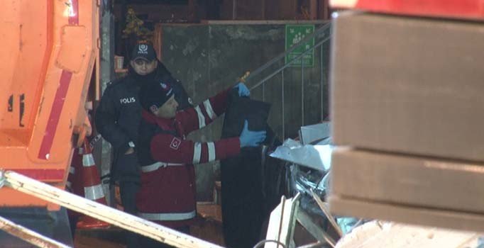 Kartal'daki çöken binada bir kişinin daha cesedine ulaşıldı