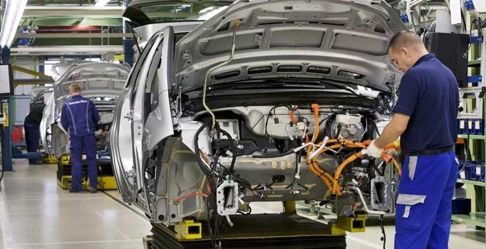 İçerdeki kayıp ihracatla birlikte üretime de yansıdı