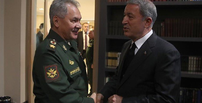 Rusya Savunma Bakanı Şoygu, Milli Savunma Bakanı Akar ile görüştü
