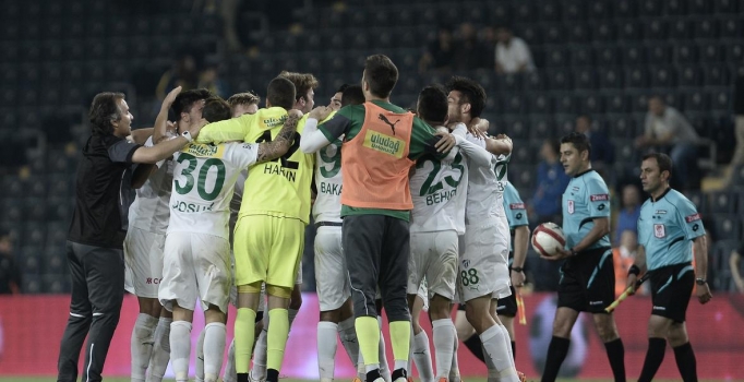 Fenerbahçe'ye soğuk duş!