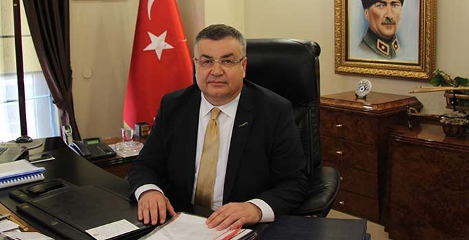 Kırklareli Belediye Başkanı Mehmet Siyam Kesimoğlu CHP'den istifa etti