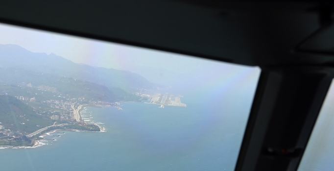 Davutoluğlu havalanını havadan inceledi