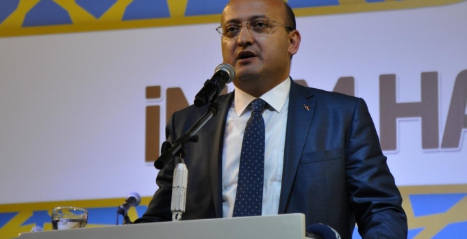 Akdoğan: İmam hatipliler 
ölü değil karanlığı yıkar