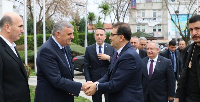 Bakan Dönmez: Sakarya'da 17- 0 yapma hedefindeyiz