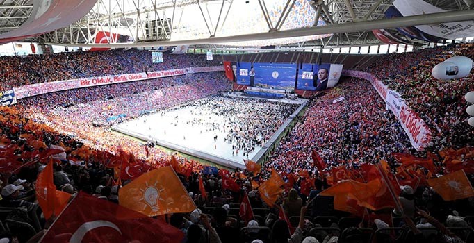 AK Parti'de olağanüstü kongre heyecanı: Sloganlar belli oldu