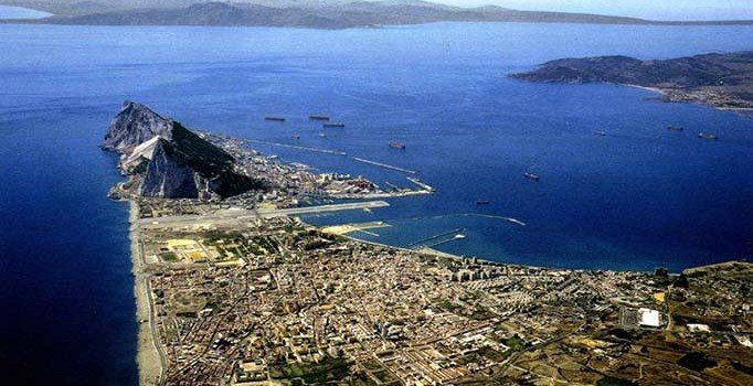 İngiltere ile İspanya arasında 'Cebelitarık' krizi