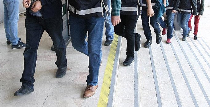 FETÖ'nün emniyet istihbarat yapılanmasına operasyon