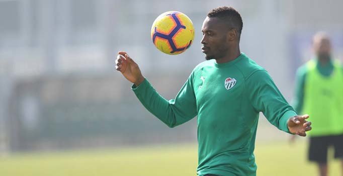 Bursaspor'da Sakho takımla çalıştı