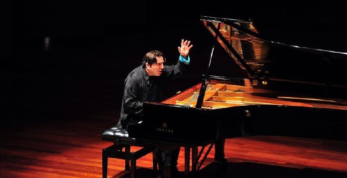 Fazıl Say Bremen'de konser verdi