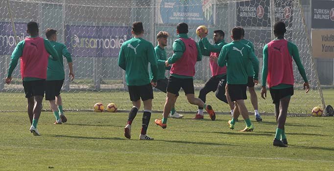 Bursaspor yeni bir başlangıç peşinde