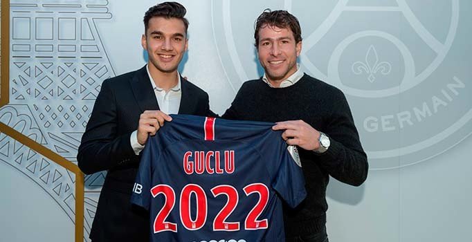 Metehan Güçlü, PSG ile profesyonel sözleşme imzaladı