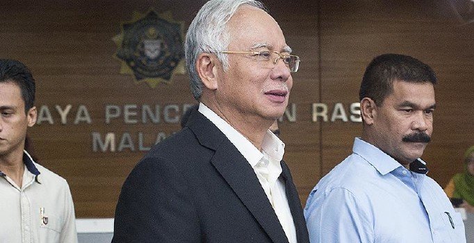 Necip Rezak'ın partisine bir suçlama daha