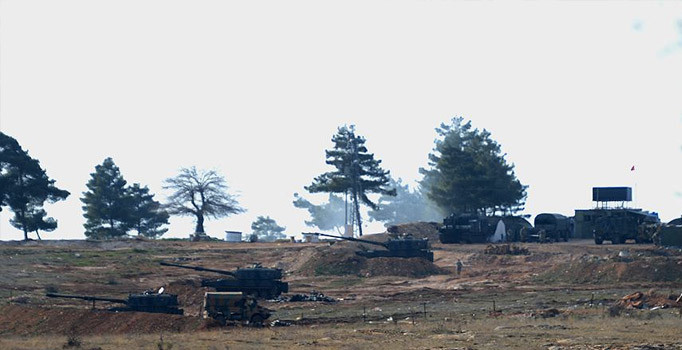 Suriye'deki IŞİD hedefleri fırtına obüsleriyle vuruldu