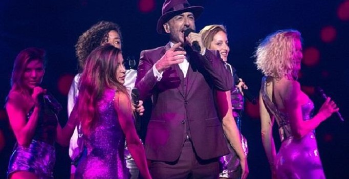 Eurovision'da San Marino'yu temsil eden Türk asıllı Serhat Hacıpaşalıoğlu elendi