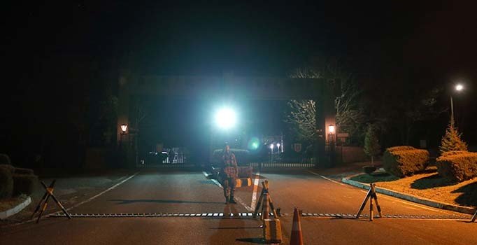 Sakarya Kışlası'ndaki patlamada yaralanan asker şehit düştü