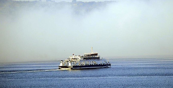 Çanakkale Boğazı çift yönlü gemi geçişlerine kapatıldı