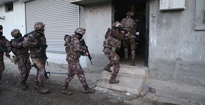Elazığ'da DEAŞ operasyonu: 7 gözaltı