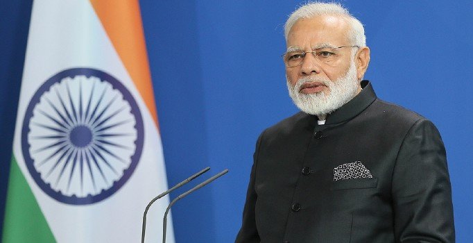 Pakistan'dan Hindistan Başbakanı Modi'ye uçuş izni çıkmadı