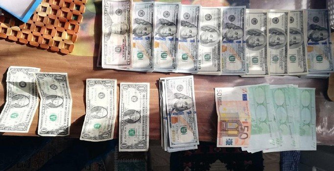 Ankara merkezli 13 ilde milyon dolarlık yasa dışı bahis operasyonu
