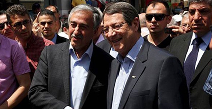 Akıncı ve Anastasiadis Lefkoşa'da buluştu