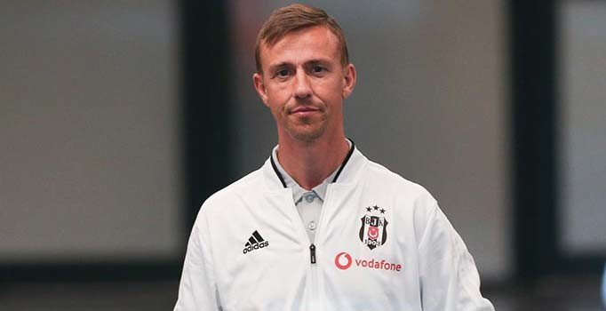 Guti, Beşiktaş'tan ayrıldı