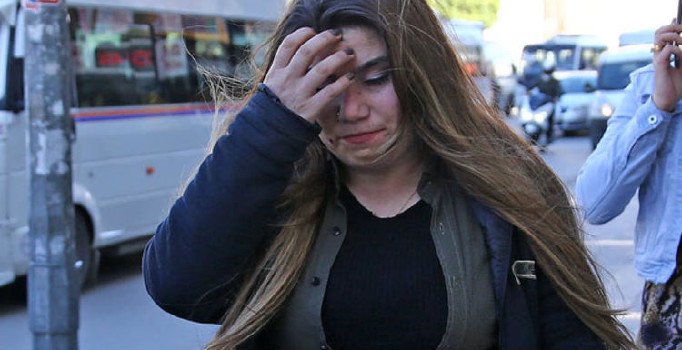 Adana'da dehşet: Genç kadının iş yerini basıp darp etti