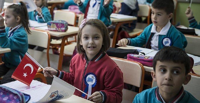 Binlerce okullara 'beslenme dostu' sertifika