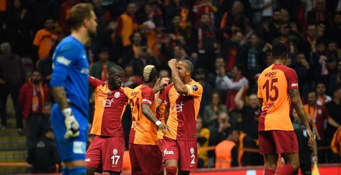 Cimbom Antalyaspor'a patladı