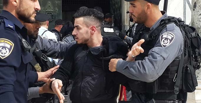 İsrail'den Kubbetu's Sahra'ya baskın