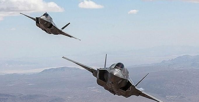 Yunanistan'dan Türk jetlerine taciz