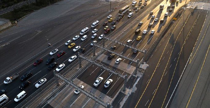 İstanbul trafiğine maç düzenlemesi: Kadıköy'de bazı yollar kapatılacak