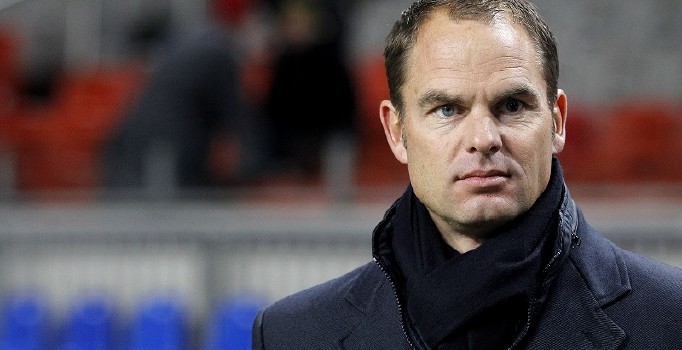 Frank de Boer Ajax’taki görevinden ayrıldı