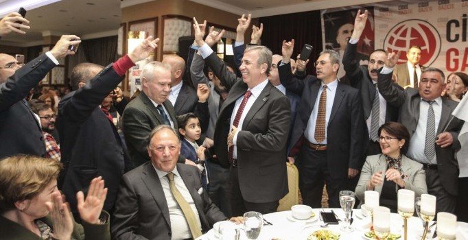 Ülkücülerden Yavaş'a destek: Türkeş'in adını yasaklayanlara inat yanındayız