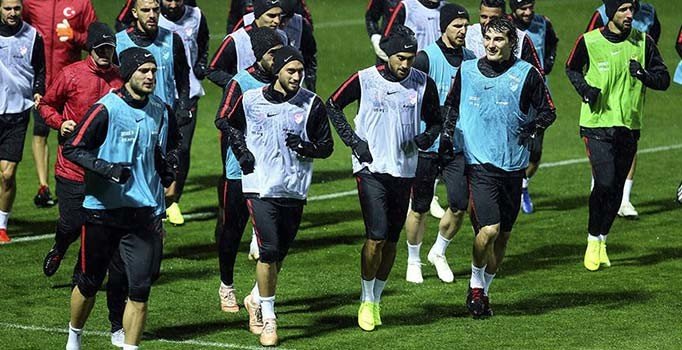 Futbolda milli mesai başlıyor