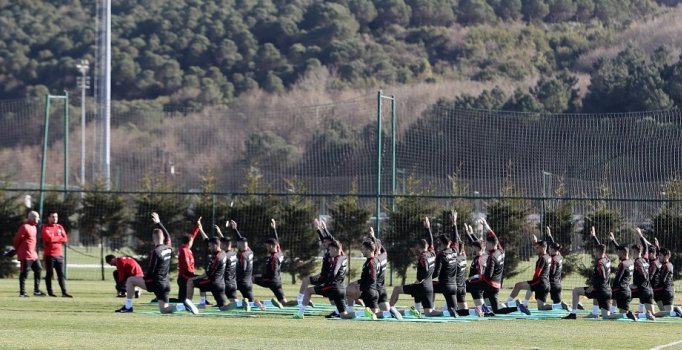 Ümit Milli Takım, Arnavutluk maçı hazırlıklarına başladı