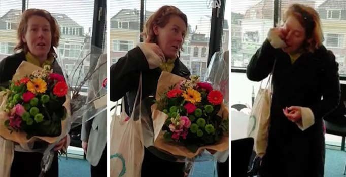 Yeni Zelandalı kadın camiye gelerek özür diledi