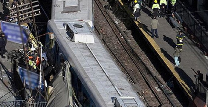 Kongo’da yük treni raydan çıktı: Çok sayıda kişi öldü