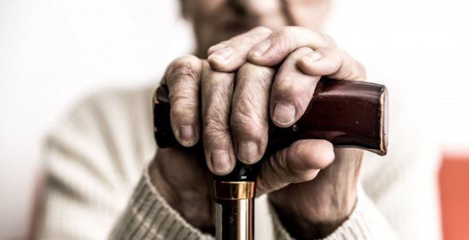 Yaşlanma 20'li yaşlarda başlıyor