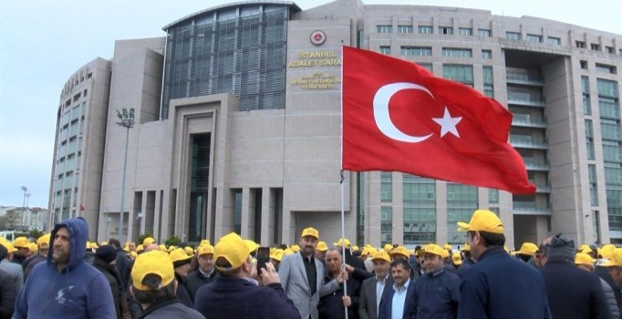 Uber'e erişimin engellenmesi davası ertelendi